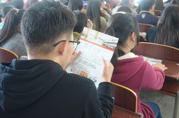 DSC_0707.JPG DSC_0707.JPG